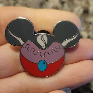 (5 For $30) Disney Pin Mickey Icon Head Villains Lady Tremaine From Cinderella